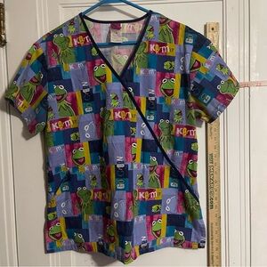 Disney Colorful Kermit the Frog Scrub Top. Med.
